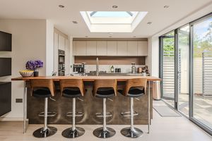 Kitchen- click for photo gallery